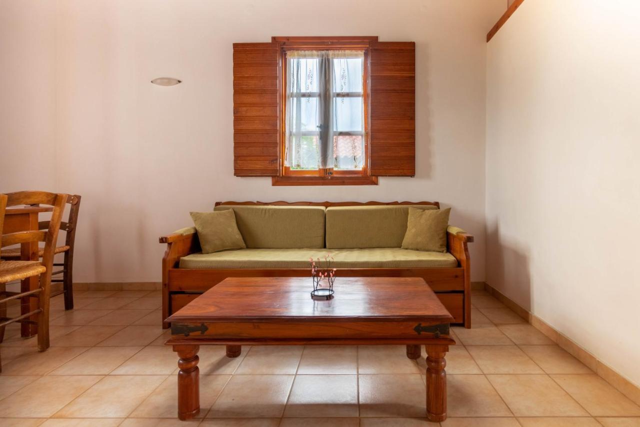 Porto Kalamitsi Stone-Built Bungalows Kardhamili Exterior foto